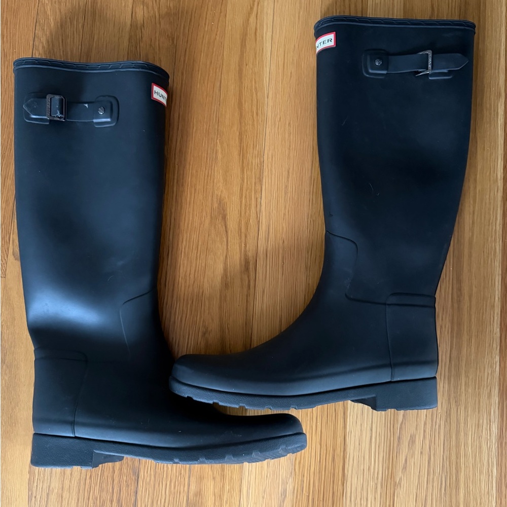 Hunter Matte Black Tall Adjustable Strap Rain Boots